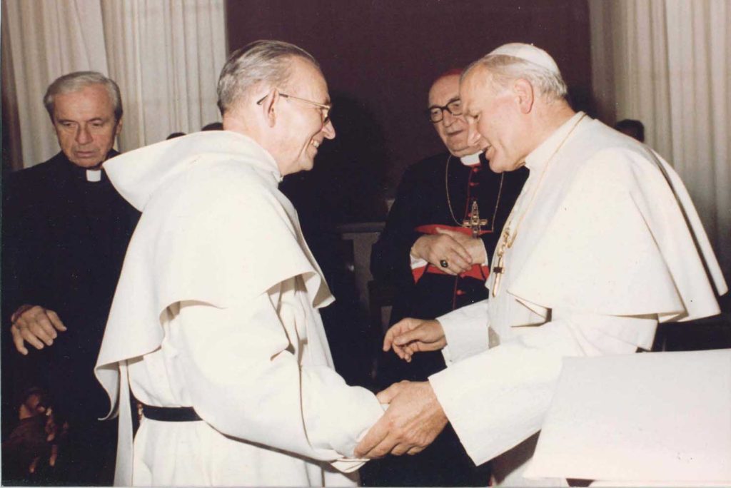 Marie-Joseph Le Guillou, en audiendia con Juan Pablo II.