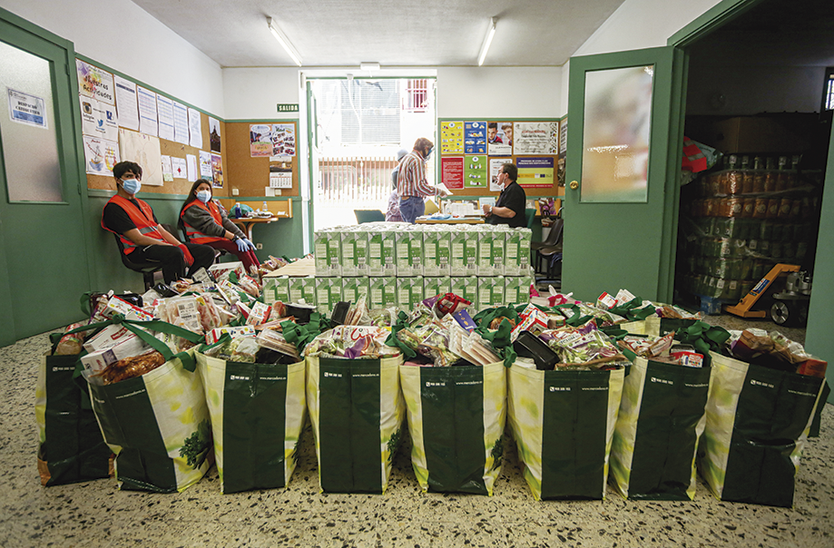 Voluntarios de Caritas