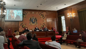 mesa redonda navarra