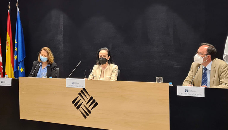 Manifesto di presentazione delle foto