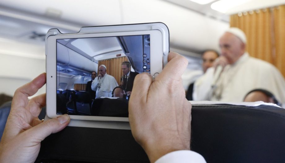 mensaje papa comunicaciones sociales