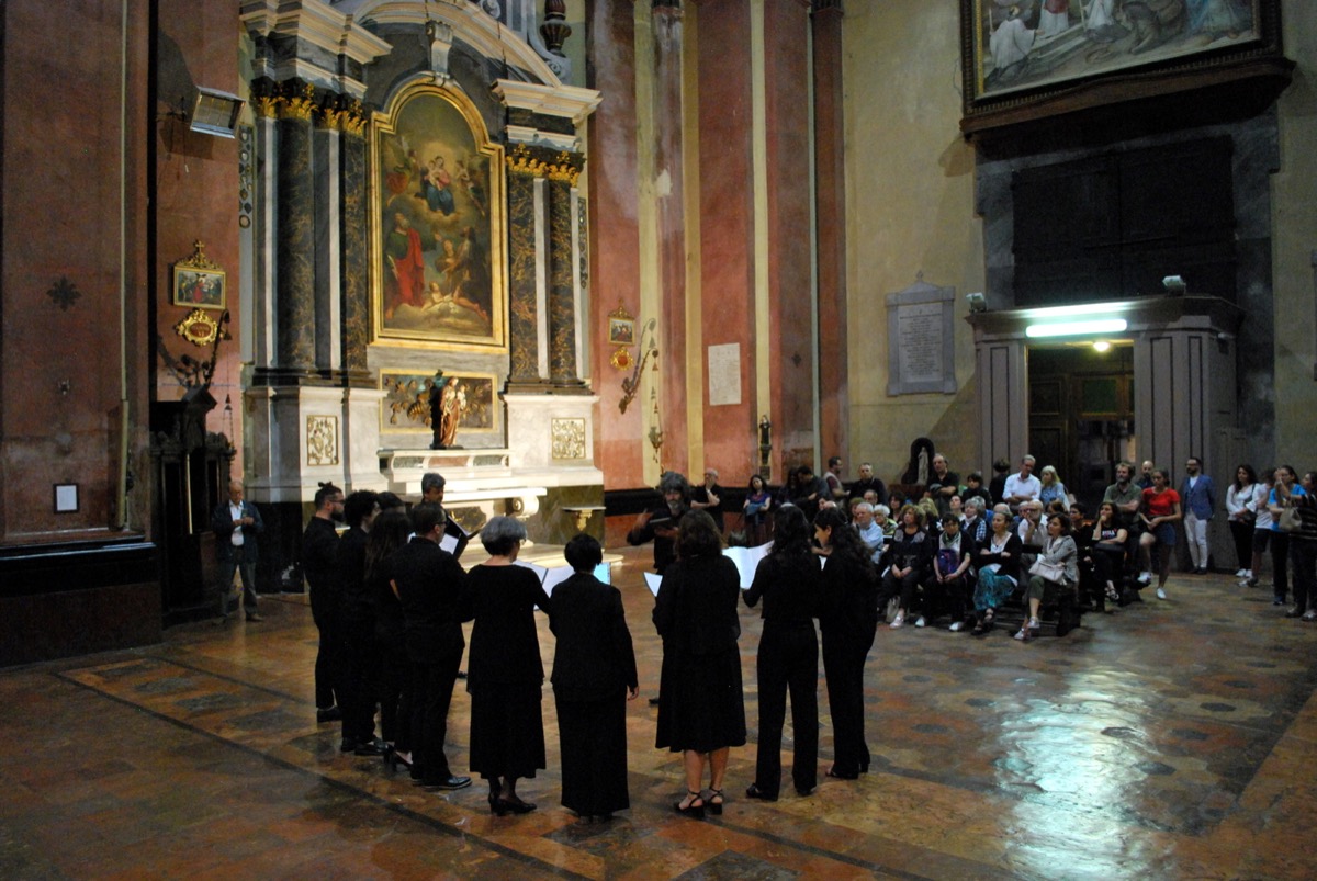 larga noche iglesias