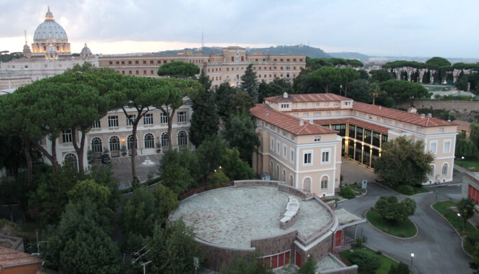 La Pontificia Universidad Urbaniana inaugura el 397º curso académico