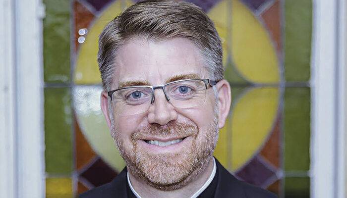 Victor Perez: “Un sacerdote puede inspirar mucho a los matrimonios”