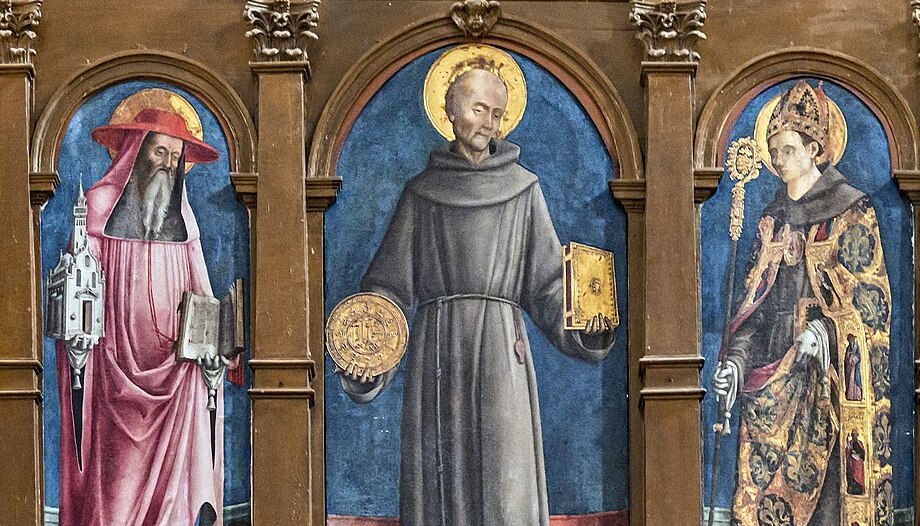 Santos Jerónimo, Bernardino de Siena y Louis de Tolosa.