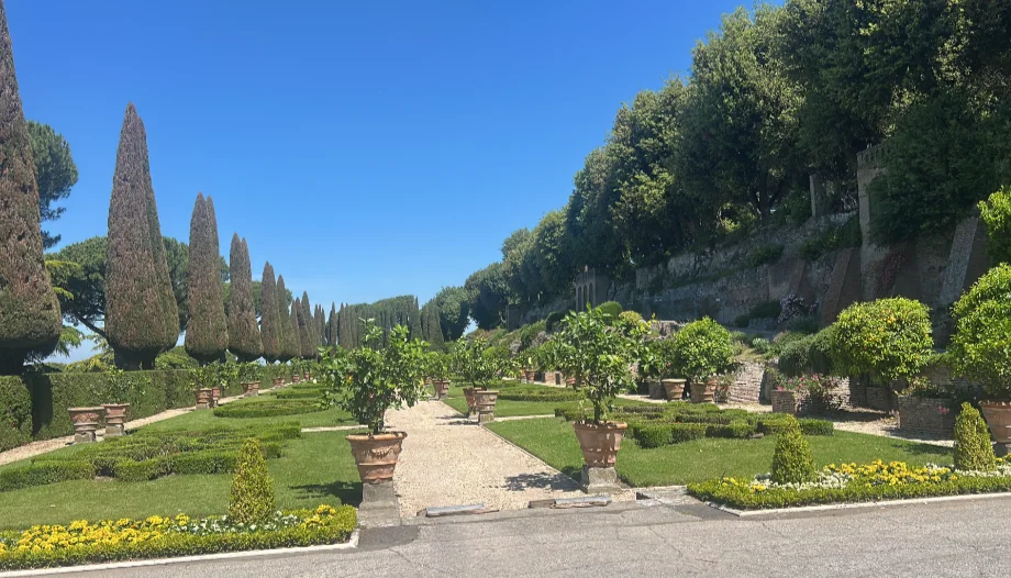 León XIV Castel Gandolfo