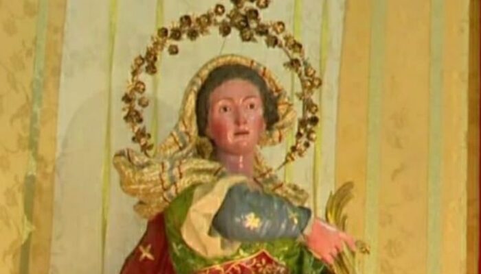 Santa Sinforosa, mártir y madre de mártires en Roma.