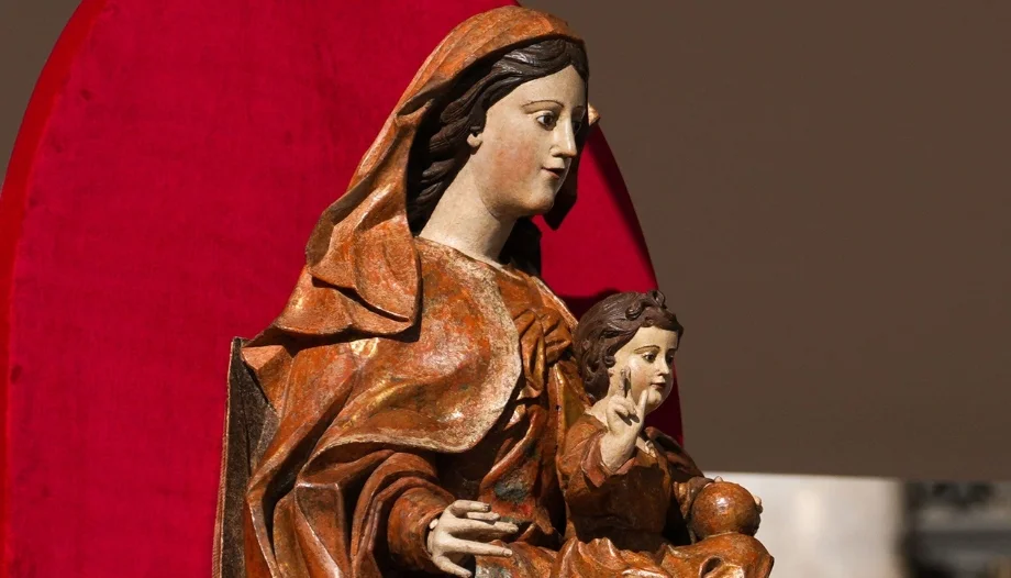 Virgen María
