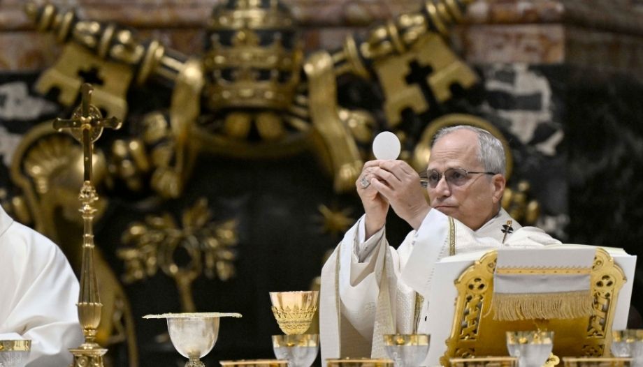 Misa del Papa León XIV con los cardenales del Consistorio.