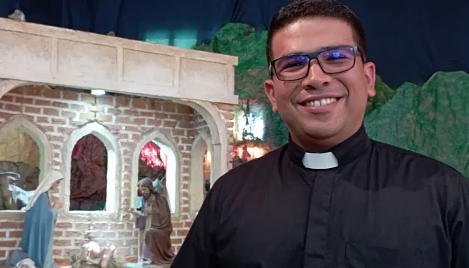 Gustavo José Perozo, sacerdote venezolano.