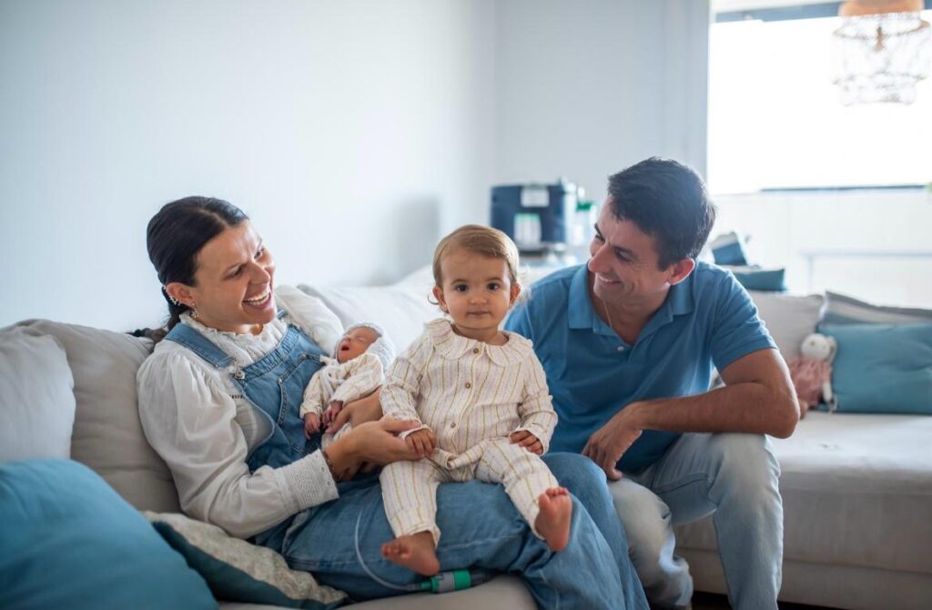 María Jesús y Juan Pablo con sus hijas