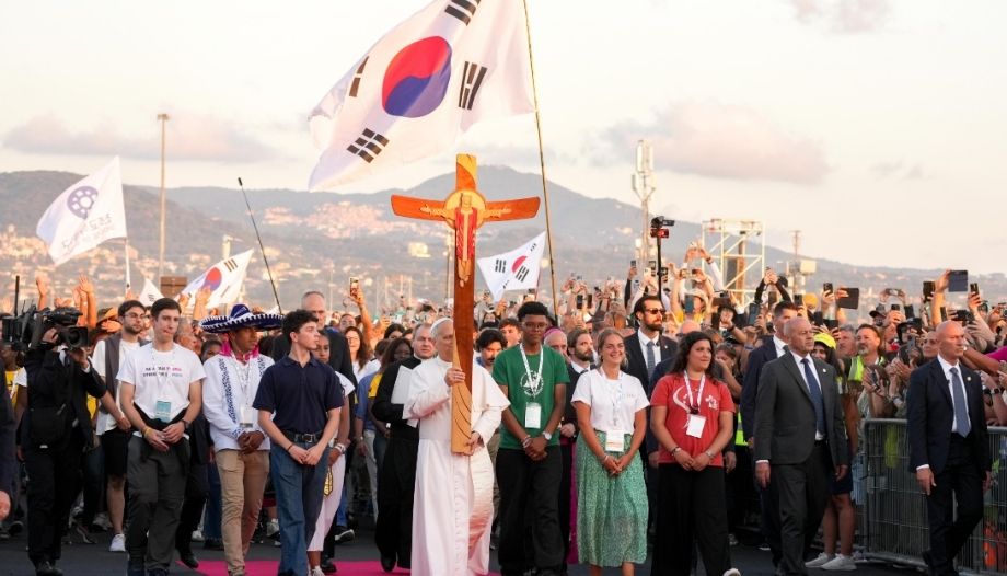 Papa en el Jubileo de los Jóvenes en Tor Vergata.