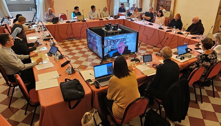 Comisión Pontificia Proteccion Menores