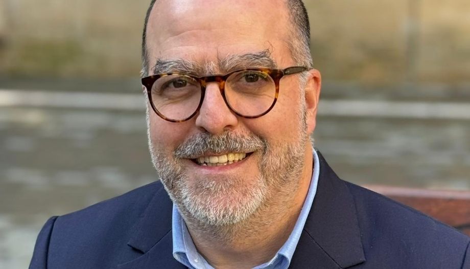 Julio Borges, venezolano.